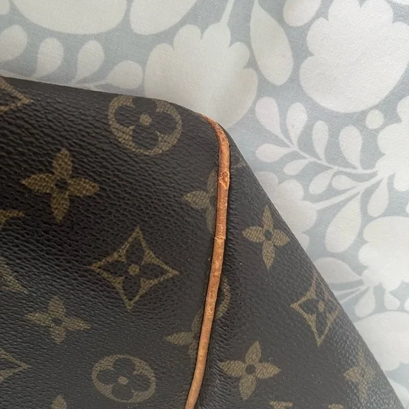 Louis Vuitton Brown Monogram Keepall 45 w/ USC logo - Picture 8 of 10